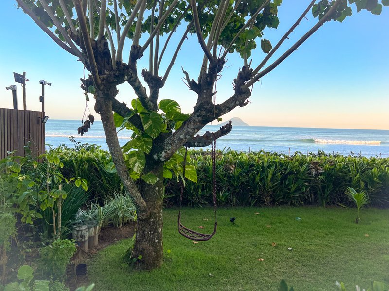 Casa Espetacular Frente ao Mar térrea em Condomínio- LOCAÇÃO E VENDA Avenida Mãe Bernarda São Sebastião - 