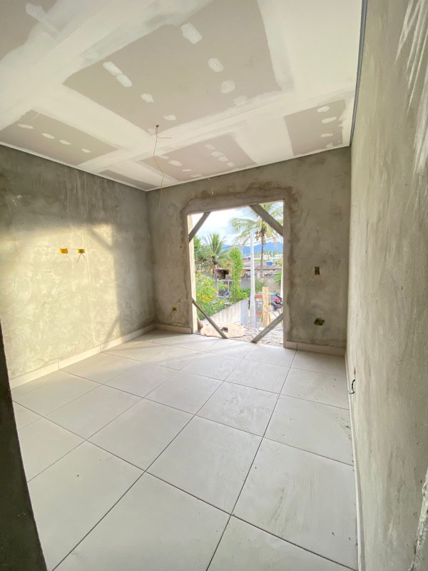Oportunidade no bairro que mais cresce em Caraguatatuba: Golfinho! - Caraguatatuba - 