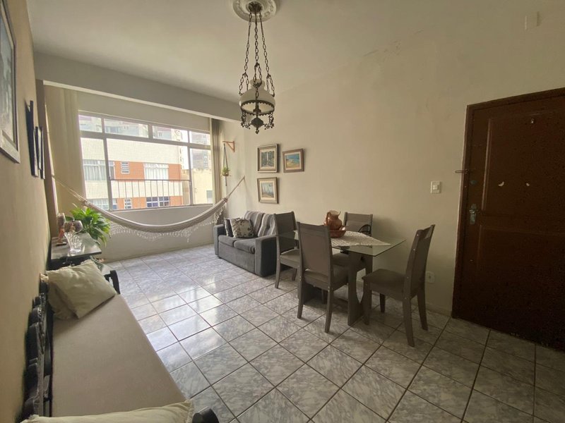 APARTAMENTO 2 QUARTOS DEPENDÊNCIA LOCALIZAÇÃO EXCELENTE GARAGEM À VENDA NA GRAÇA! Rua Teixeira Leal Salvador - 