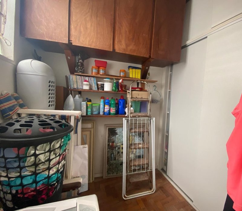 APARTAMENTO 2 QUARTOS DEPENDÊNCIA LOCALIZAÇÃO EXCELENTE GARAGEM À VENDA NA GRAÇA! Rua Teixeira Leal Salvador - 