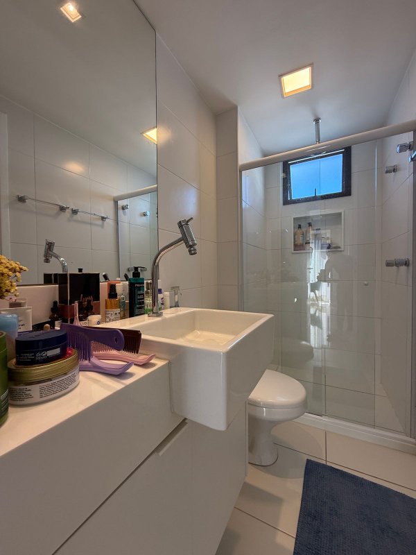APARTAMENTO 3 QUARTOS 2 SUÍTES DECORADO VARANDA PISCINA 3 GARAGENS À VENDA NA GRAÇA! Rua Barão de Loreto Salvador - 