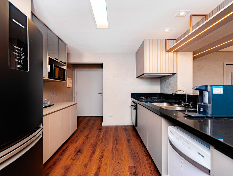 VENDE-SE OU ALUGA-SE COBERTURA ESPETACULAR – BROOKLIN – 165m2 Rua Flórida São Paulo - 
