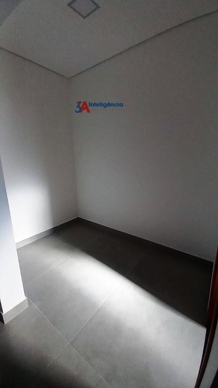 SOBRADO COND. VILLAGIO WANEL – SOROCABA - Sorocaba - 