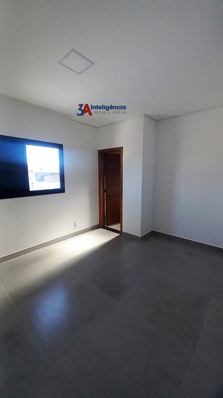 SOBRADO COND. VILLAGIO WANEL – SOROCABA - Sorocaba - 