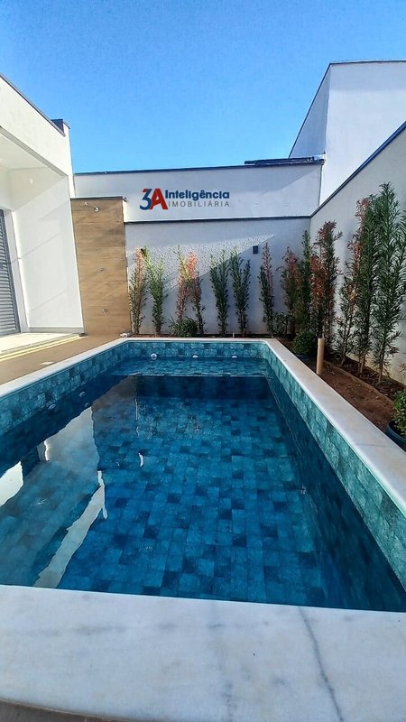 SOBRADO COND. VILLAGIO WANEL – SOROCABA - Sorocaba - 
