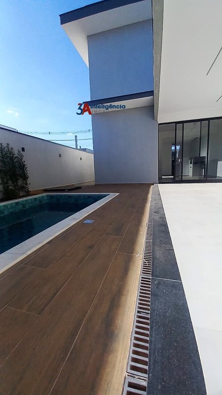 SOBRADO COND. VILLAGIO WANEL – SOROCABA - Sorocaba - 