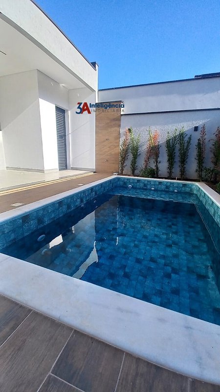 SOBRADO COND. VILLAGIO WANEL – SOROCABA - Sorocaba - 