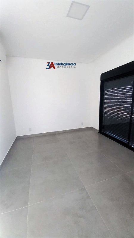 SOBRADO COND. VILLAGIO WANEL – SOROCABA - Sorocaba - 