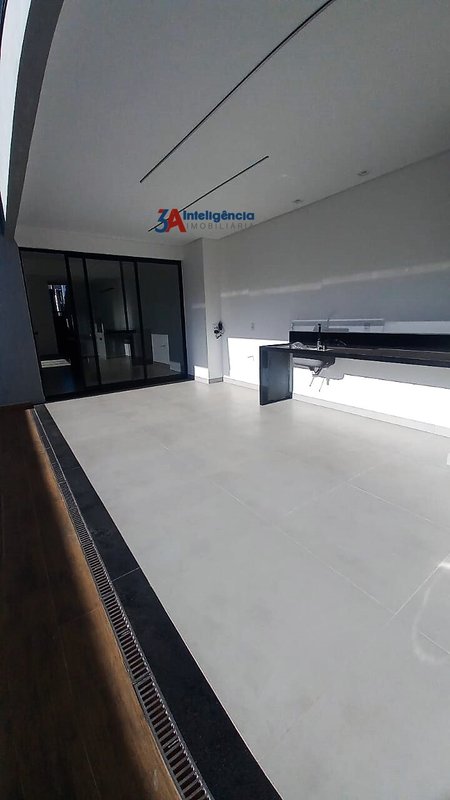 SOBRADO COND. VILLAGIO WANEL – SOROCABA - Sorocaba - 