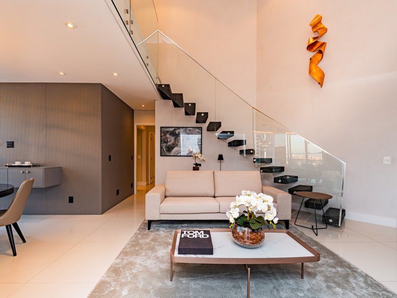 VENDE-SE OU ALUGA-SE APARTAMENTO ESPETACULAR – BROOKLIN – 164m2 Rua Flórida São Paulo - 