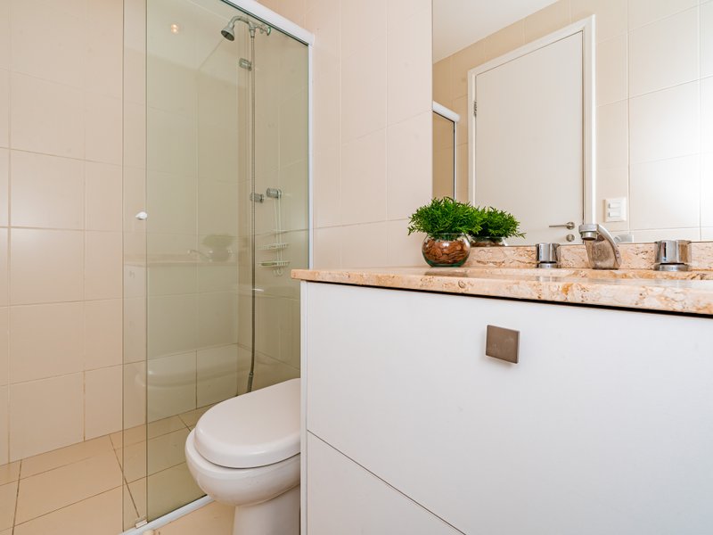 VENDE-SE OU ALUGA-SE APARTAMENTO ESPETACULAR – BROOKLIN – 164m2 Rua Flórida São Paulo - 