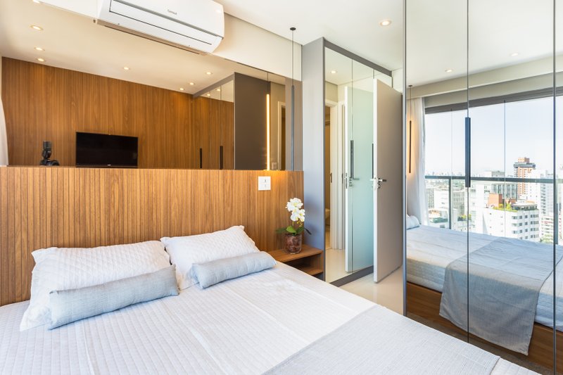 VENDE-SE OU ALUGA-SE PENTHOUSE NOVÍSSIMA – OSCAR FREIRE – 106m2 Rua Oscar Freire São Paulo - 