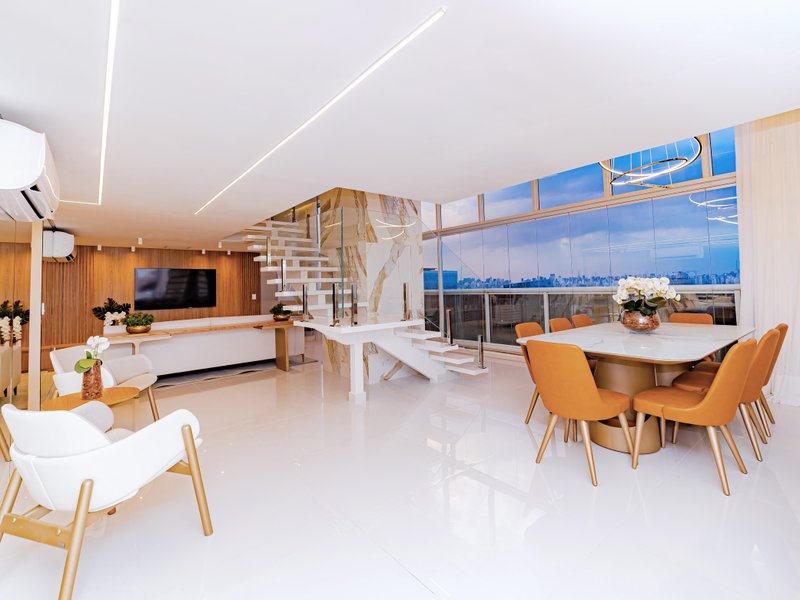 VENDE-SE OU ALUGA-SE DUPLEX – Vila Nova Conceição – 172m2 Avenida Presidente Juscelino Kubitschek São Paulo - 