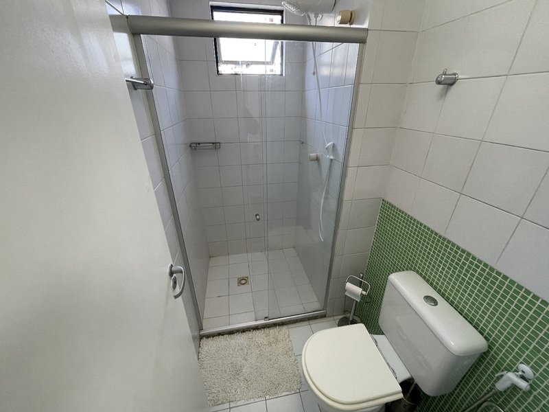APARTAMENTO QUARTO SALA MOBILIADO COM GARAGEM PISCINA À VENDA NA BARRA! Rua Ari Barroso Salvador - 