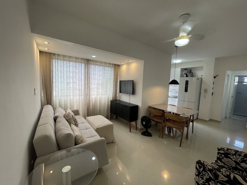 APARTAMENTO QUARTO SALA MOBILIADO COM GARAGEM PISCINA À VENDA NA BARRA! Rua Ari Barroso Salvador - 