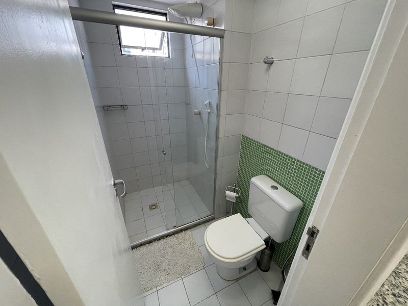 APARTAMENTO QUARTO SALA MOBILIADO COM GARAGEM PISCINA À VENDA NA BARRA! Rua Ari Barroso Salvador - 