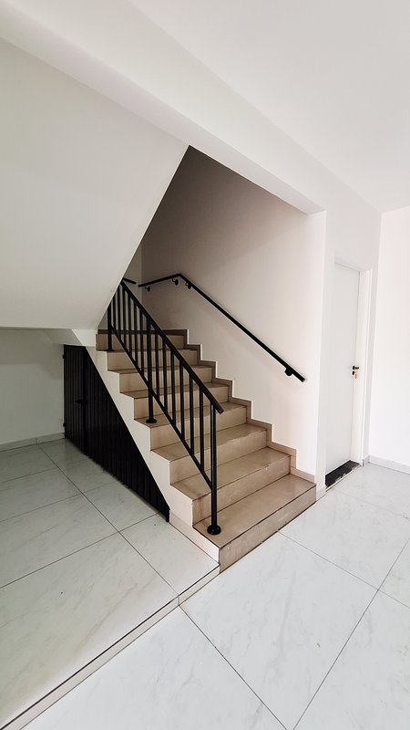 More no coração da Zona Leste, apartamento com 1 dorm, apenas 700 metros da Estação Belém Rua Diamantino São Paulo - 