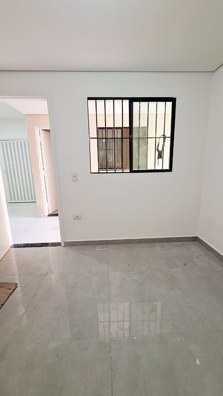 More no coração da Zona Leste, apartamento com 1 dorm, apenas 700 metros da Estação Belém Rua Diamantino São Paulo - 