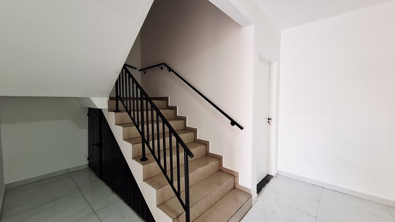 More no coração da Zona Leste, apartamento com 1 dorm, apenas 700 metros da Estação Belém Rua Diamantino São Paulo - 