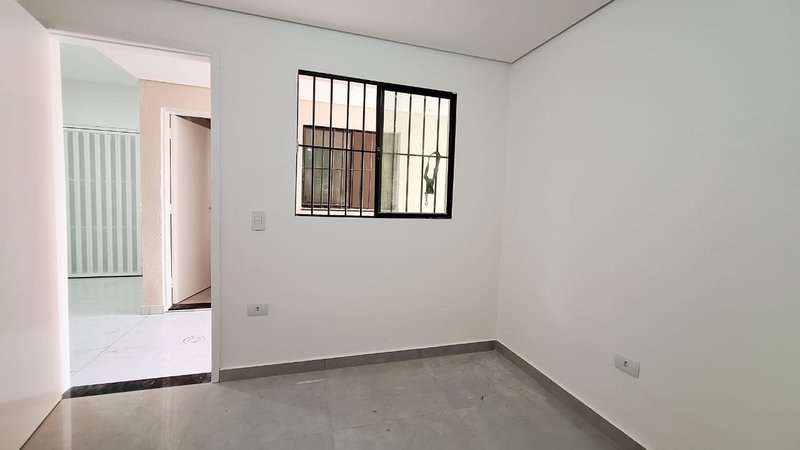 More no coração da Zona Leste, apartamento com 1 dorm, apenas 700 metros da Estação Belém Rua Diamantino São Paulo - 
