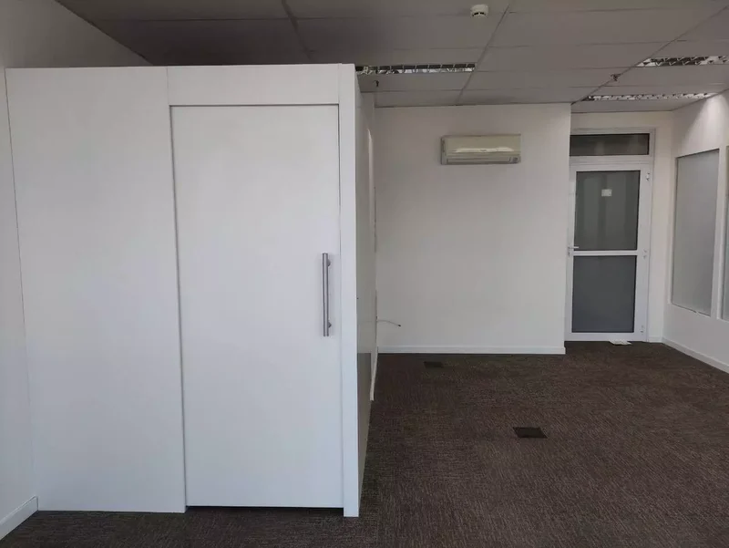 VENDE-SE EXCELENTE CONJUNTO COMERCIAL – BROOKLIN – 84M2 – 4 VAGAS Avenida Engenheiro Luiz Carlos Berrini São Paulo - 