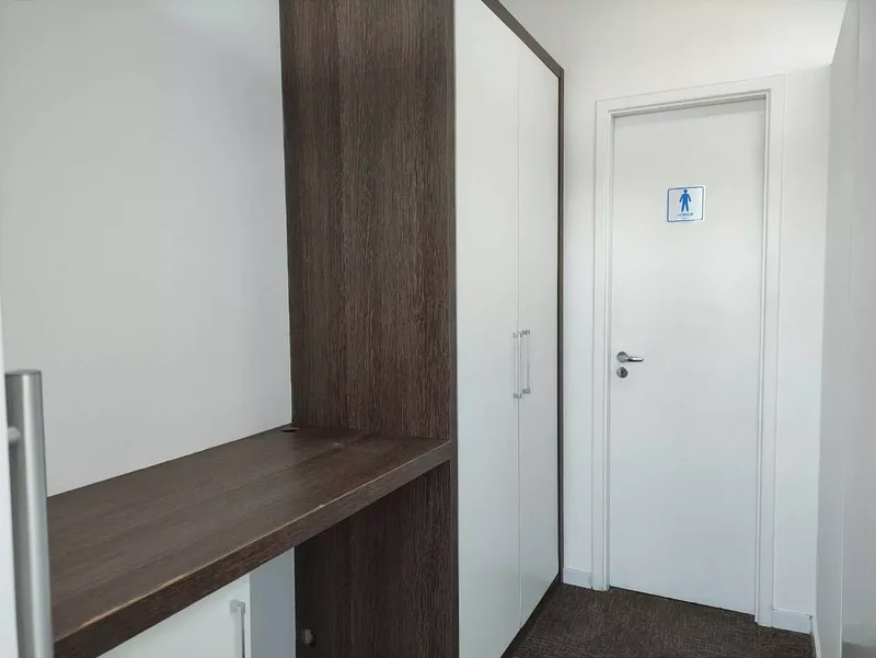 VENDE-SE EXCELENTE CONJUNTO COMERCIAL – BROOKLIN – 84M2 – 4 VAGAS Avenida Engenheiro Luiz Carlos Berrini São Paulo - 