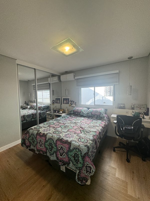 Casa de Alto padrão no bairro Santa Paula em São Caetano 190m2 - 03 suítes - 02 vagas - São Caetano do Sul - 