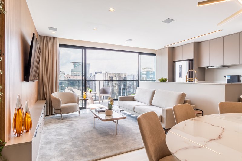 VENDE-SE OU ALUGA-SE DUPLEX LINDO – 2 SUÍTES - 2 VAGAS - COMPLETO - VILA OLÍMPIA – 114m2 Rua Chilon São Paulo - 