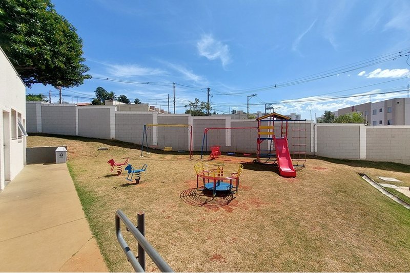 Apartamento Á venda Reformado, 41m - R$ 217.500 -  2 Dorm. - Res. Solar do Vale - Sorocaba Rua José Carlos de Freitas Sorocaba - 