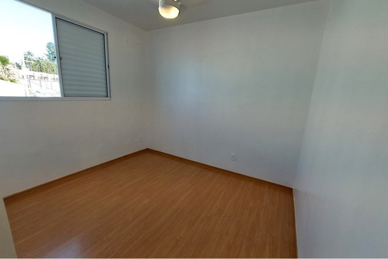 Apartamento Á venda Reformado, 41m - R$ 217.500 -  2 Dorm. - Res. Solar do Vale - Sorocaba Rua José Carlos de Freitas Sorocaba - 