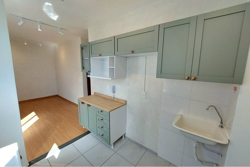 Apartamento Á venda Reformado, 41m - R$ 217.500 -  2 Dorm. - Res. Solar do Vale - Sorocaba Rua José Carlos de Freitas Sorocaba - 