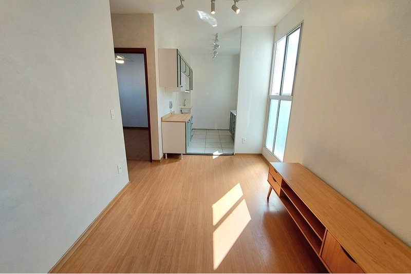 Apartamento Á venda Reformado, 41m - R$ 217.500 -  2 Dorm. - Res. Solar do Vale - Sorocaba Rua José Carlos de Freitas Sorocaba - 