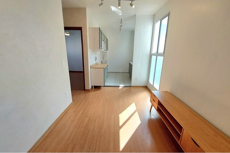 Apartamento Á venda Reformado, 41m - R$ 217.500 -  2 Dorm. - Res. Solar do Vale - Sorocaba Rua José Carlos de Freitas Sorocaba - 