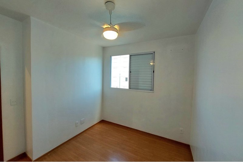 Apartamento Á venda Reformado, 41m - R$ 217.500 -  2 Dorm. - Res. Solar do Vale - Sorocaba Rua José Carlos de Freitas Sorocaba - 