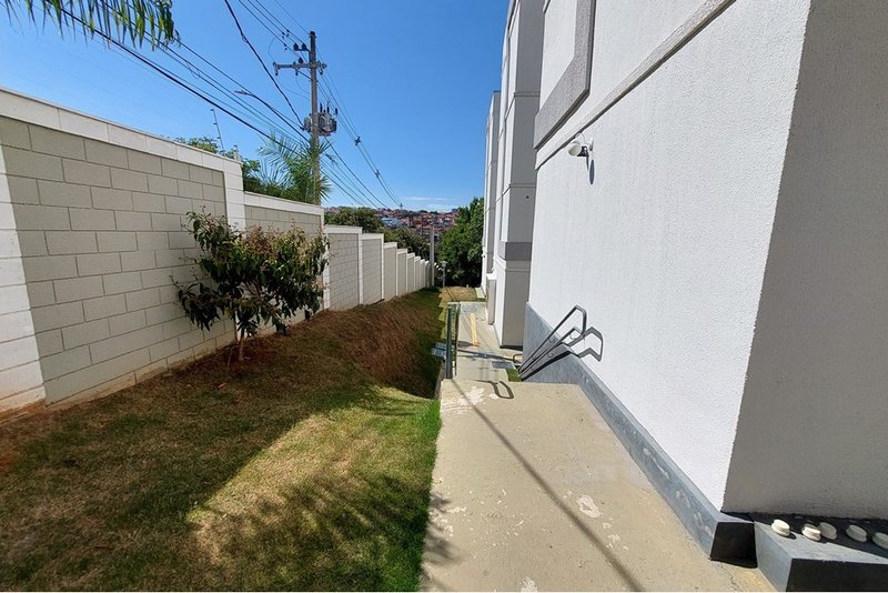 Apartamento Á venda Reformado, 41m - R$ 217.500 -  2 Dorm. - Res. Solar do Vale - Sorocaba Rua José Carlos de Freitas Sorocaba - 
