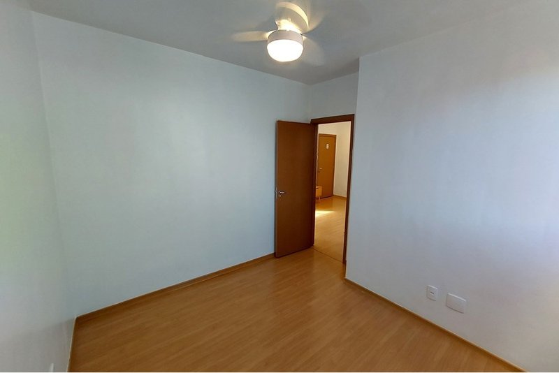 Apartamento Á venda Reformado, 41m - R$ 217.500 -  2 Dorm. - Res. Solar do Vale - Sorocaba Rua José Carlos de Freitas Sorocaba - 