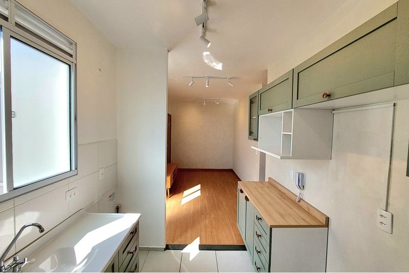 Apartamento Á venda Reformado, 41m - R$ 217.500 -  2 Dorm. - Res. Solar do Vale - Sorocaba Rua José Carlos de Freitas Sorocaba - 