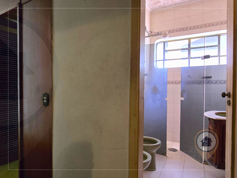 SOBRADO LOCAÇÃO COM 300 M² | 4 QUARTOS | 2 SUÍTES | 5 BANHOS | 10 VAGAS | VILA ROSÁLIA/GRU Avenida Francisco Conde Guarulhos - 