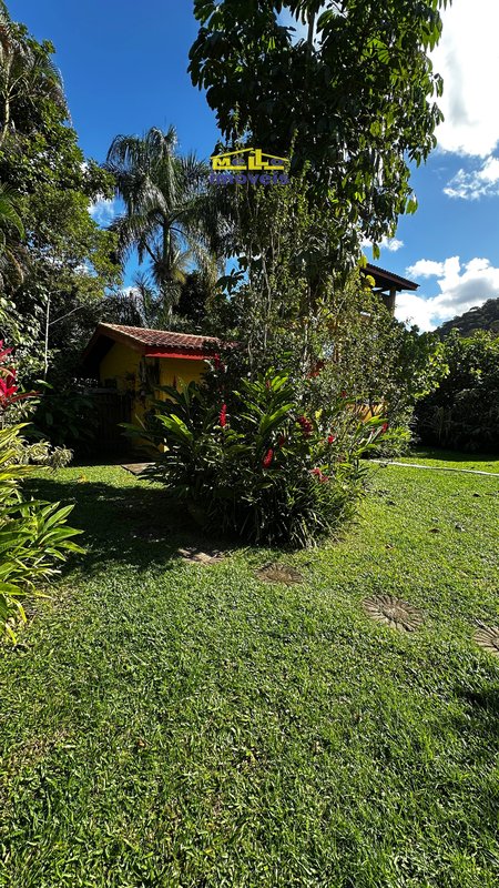 Casa de Luxo estilo Colonial em meio a natureza Estrada Beira Rio São Sebastião - 