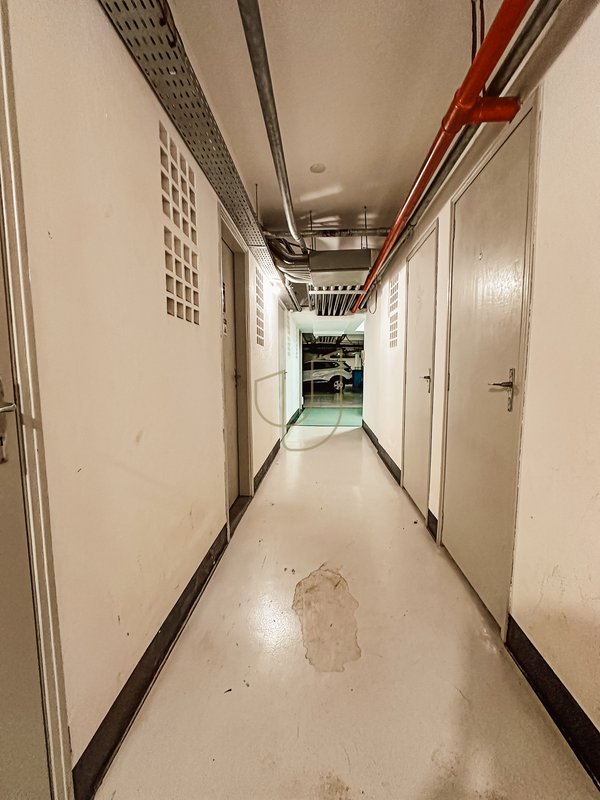 Apartamento com 4 Dormitórios no Edifício Toulon Rua Coronel João Cursino São José dos Campos - 