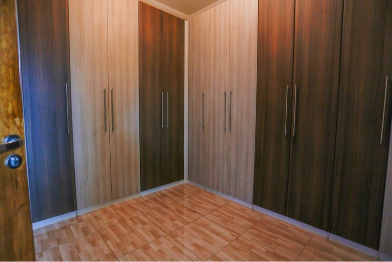 Casa à Venda, 210m, 3 Dorm. 2 Suites - R$ 800.000 Condomínio Horto Florestal I – Sorocaba Condomínio Residencial Horto Florestal I Sorocaba - 
