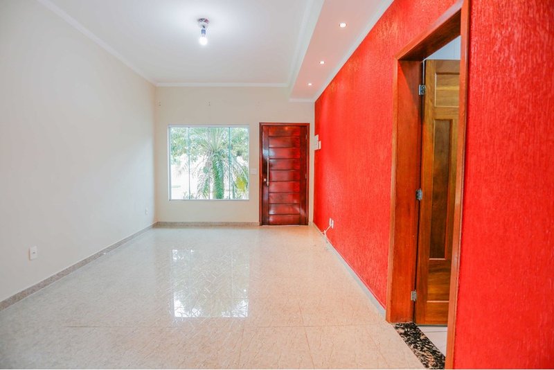 Casa à Venda, 210m, 3 Dorm. 2 Suites - R$ 800.000 Condomínio Horto Florestal I – Sorocaba Condomínio Residencial Horto Florestal I Sorocaba - 