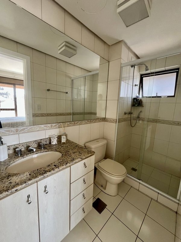 R$ 650.000 - ÓTIMO APARTAMENTO - 74M2 - 2 DORM - SUÍTE - SACADA - 1 VAGA Rua Ignácio Montanha Porto Alegre - 