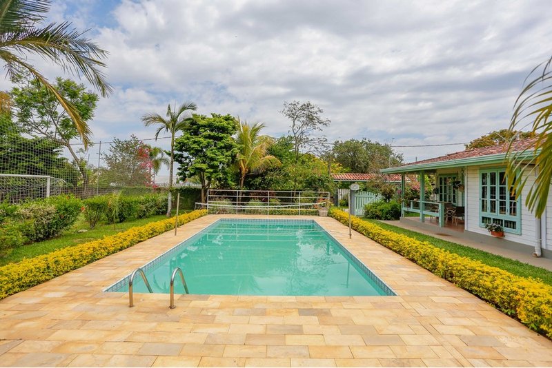 Chacara À Venda, 257m - 3 Dorm. 1 Suite - R$ 1.489.000 - Cond. Chac. 3 Marias - Sorocaba Rua Rosa Molineiro Ventrella Sorocaba - 