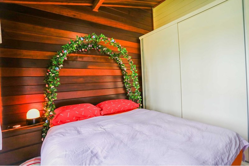 Chacara À Venda, 257m - 3 Dorm. 1 Suite - R$ 1.489.000 - Cond. Chac. 3 Marias - Sorocaba Rua Rosa Molineiro Ventrella Sorocaba - 