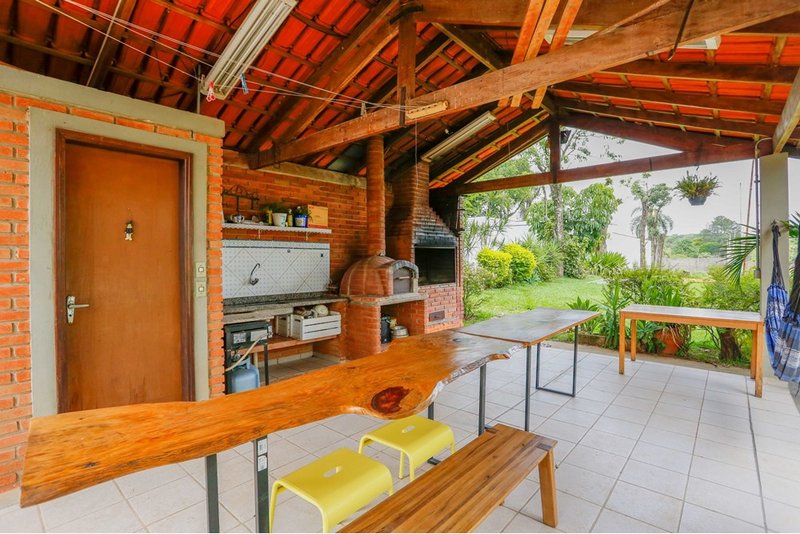 Chacara À Venda, 257m - 3 Dorm. 1 Suite - R$ 1.489.000 - Cond. Chac. 3 Marias - Sorocaba Rua Rosa Molineiro Ventrella Sorocaba - 