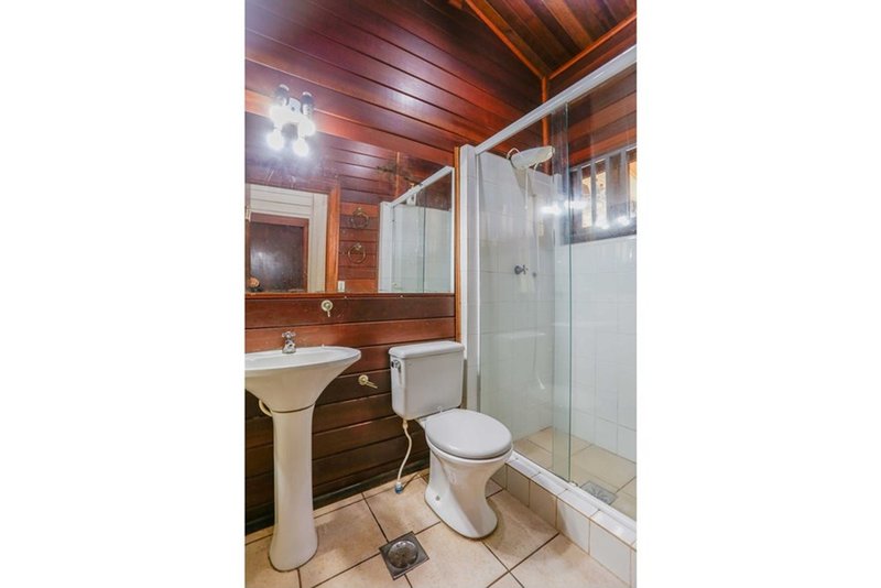 Chacara À Venda, 257m - 3 Dorm. 1 Suite - R$ 1.489.000 - Cond. Chac. 3 Marias - Sorocaba Rua Rosa Molineiro Ventrella Sorocaba - 