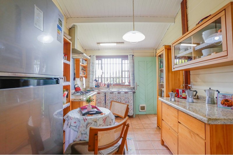 Chacara À Venda, 257m - 3 Dorm. 1 Suite - R$ 1.489.000 - Cond. Chac. 3 Marias - Sorocaba Rua Rosa Molineiro Ventrella Sorocaba - 