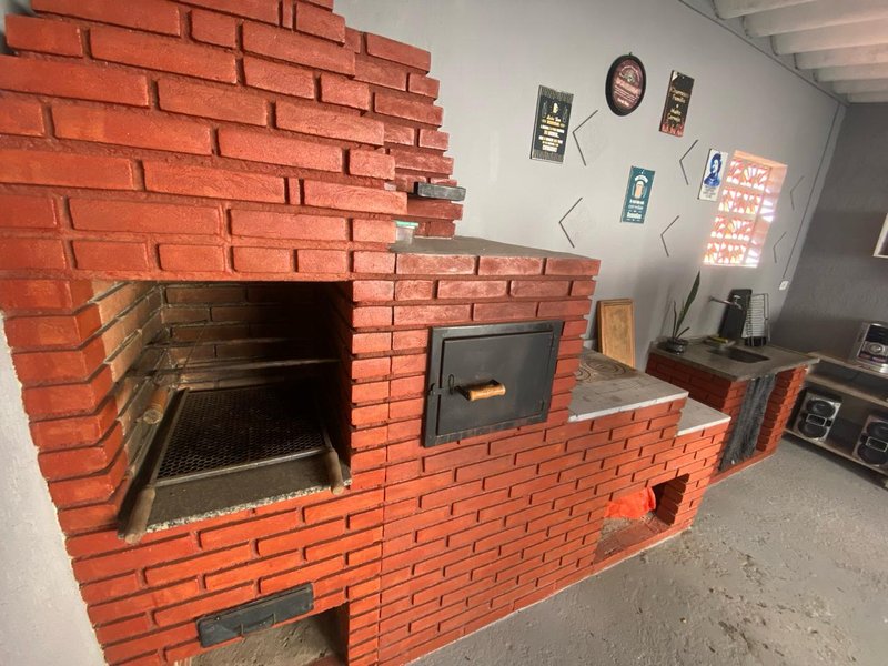 Casa Assobradada com Suíte e Salão de Festas no Residencial Rubi - Mogi das Cruzes - 