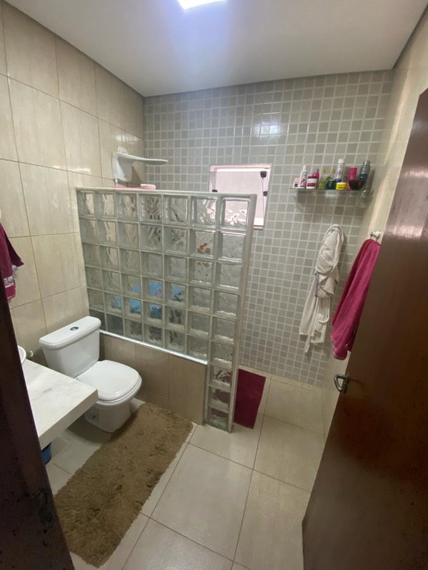 Casa Assobradada com Suíte e Salão de Festas no Residencial Rubi - Mogi das Cruzes - 